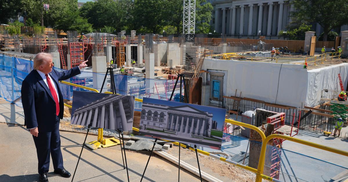 “Conservative Judges Halt Radical Plans for White House Ballroom Construction”