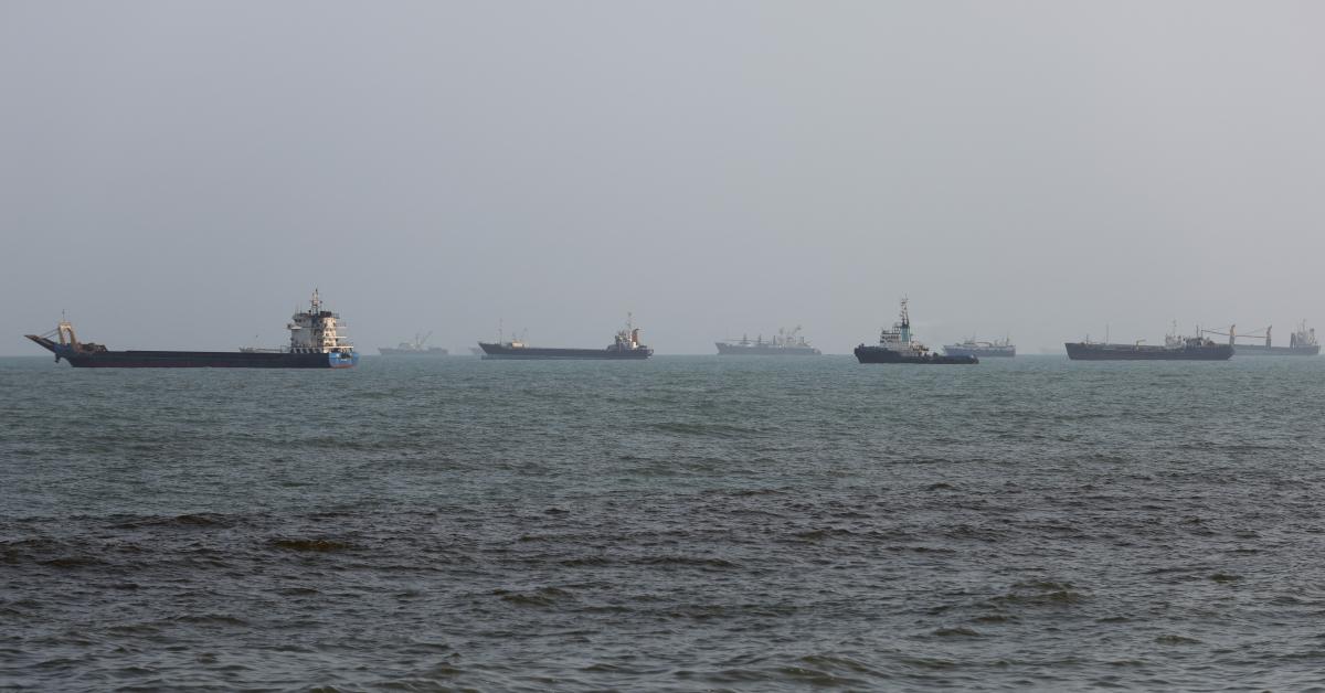 U.S. Military Establishes Stealth Corridor Through the Strait of Hormuz: Report