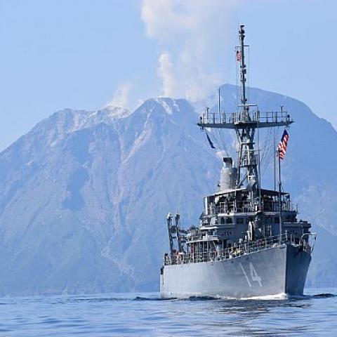 CENTCOM warns ships it will 'force compliance' with Hormuz blockade