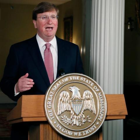Mississippi GOP governor launches redistricting effort