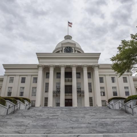 Alabama governor promises no 'mandates,' no 'closures' with latest COVID state of emergency