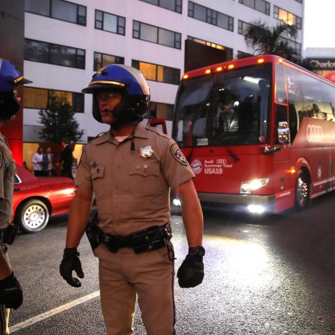 Tour bus crash injures 57 passengers in New York