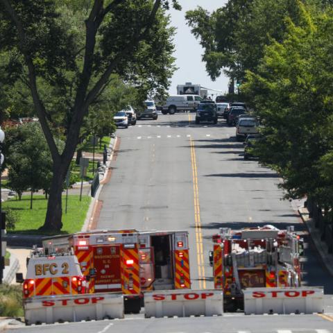 Suspect with explosives in vehicle on Capitol Hill surrenders to authorities