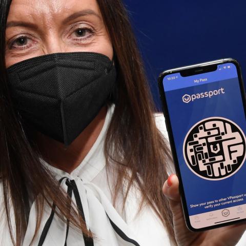 U.S. agents have seized more than 3,000 fake vaccination cards shipped from China to Memphis