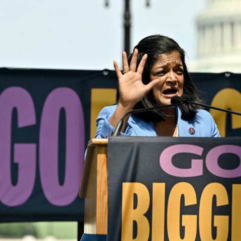 Progressives threaten to tank Senate infrastructure bill without $3.5 trillion spending bill passage