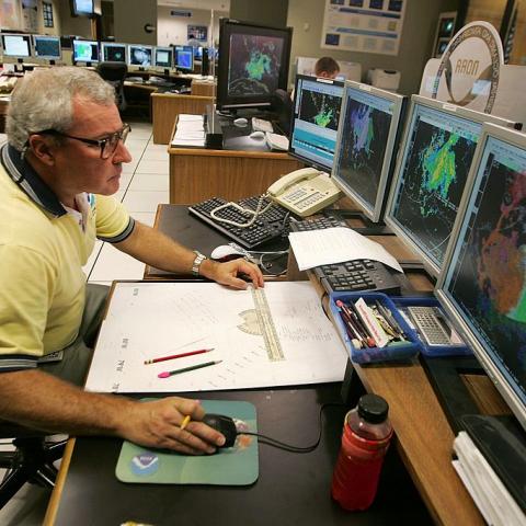 Hurricane Ida strengthened overnight to a Category 4 storm; set to make landfall by early afternoon