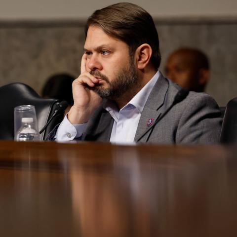 AZ Sen. Gallego’s $20 federal minimum wage plan draws criticism for potential impact
