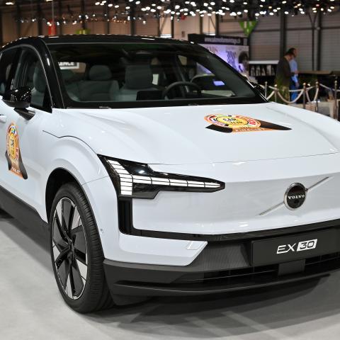 Volvo to legally skirt tariffs to sell China-made electric vehicles