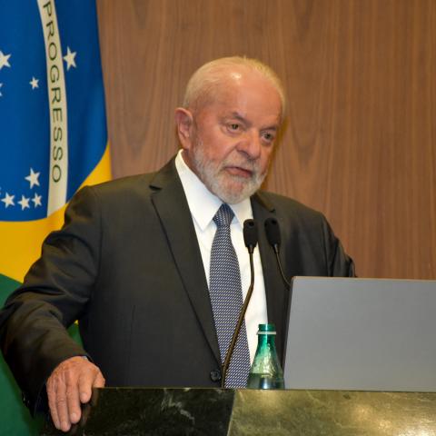 Brazilians head to the polls Sunday in closely watched presidential election