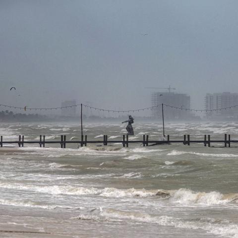 Double-barreled hurricane crisis exposes FEMA’s chronic leadership, staffing problems