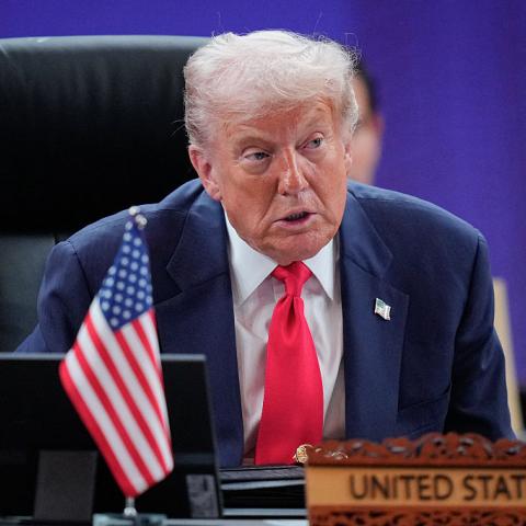 Trump orders government to buy $200 billion in mortgage bonds to lower rates
