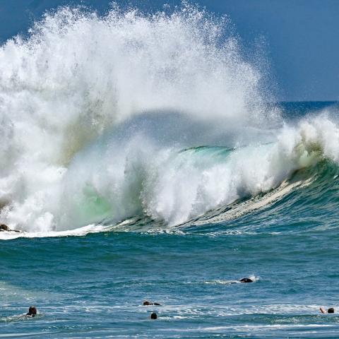 Giant surf that hit Southern California created deadly 'sleeper waves,' killed three