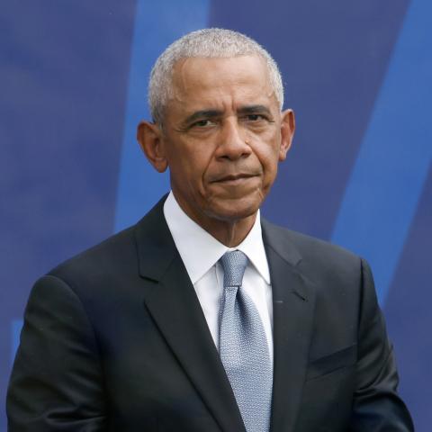 Obama indirectly swipes at Trump in speech during opening of presidential center
